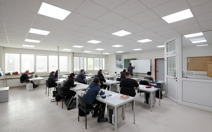 La Asociación de Artesanos del distrito de Schleswig (Alemania) disfruta de sistema BIOLUX HCL de LEDVANCE.