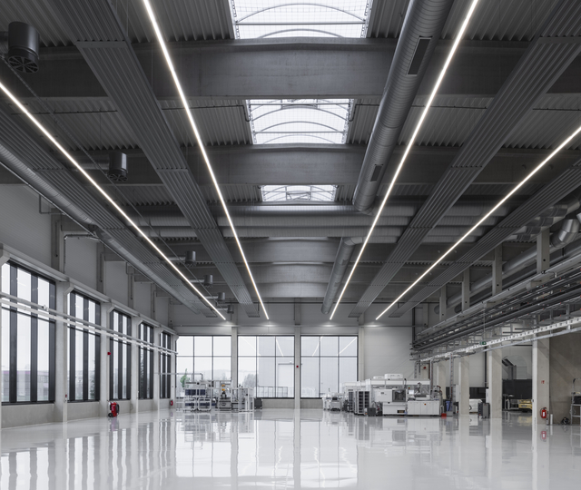 The lighting system in the new production hall